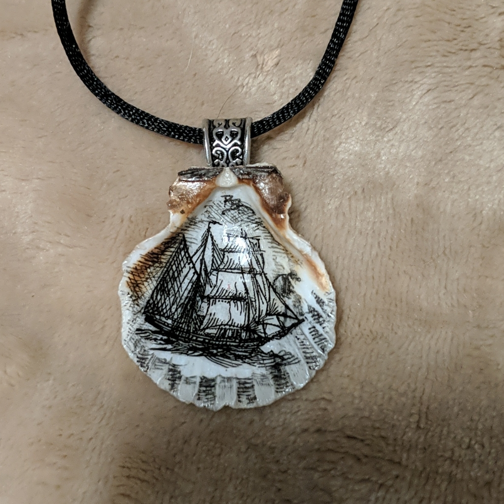 Shell Artist Necklace 30$